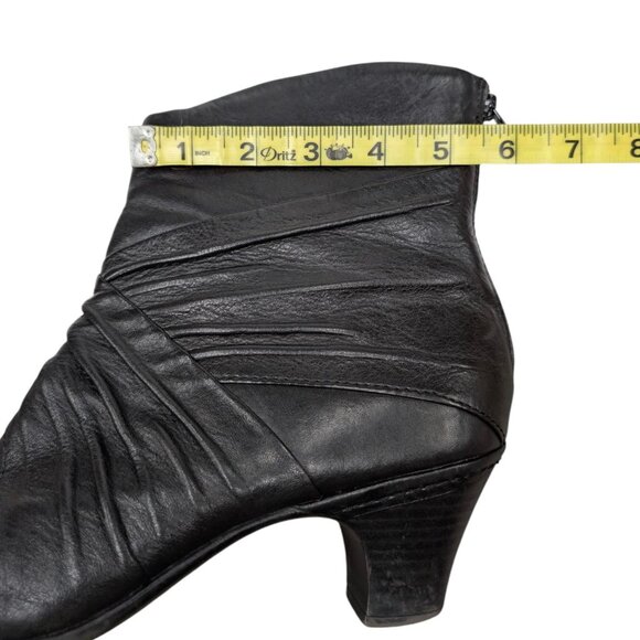 Cobb Hill by New Balance Black Ankle Boots - Picture 10 of 13